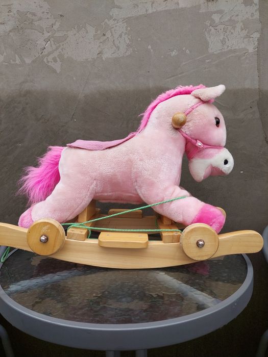 Продам поні в гарному стані