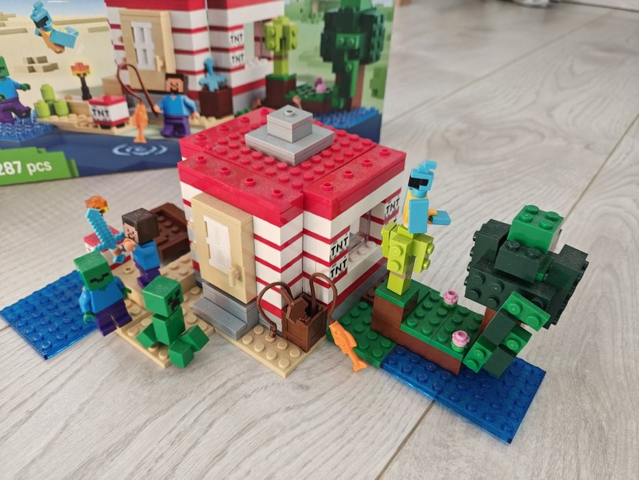 LEGO Minecraft 21275 Jungle House