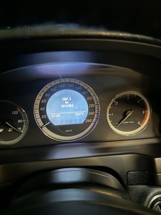 Vendo carrinha c  204