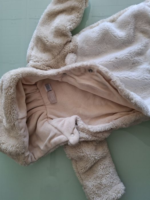 Fato Pêlo Beje CHICCO - Extremamente Fofo