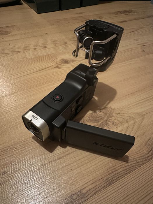 Zoom Q8 Camera HD + Audio Recorder