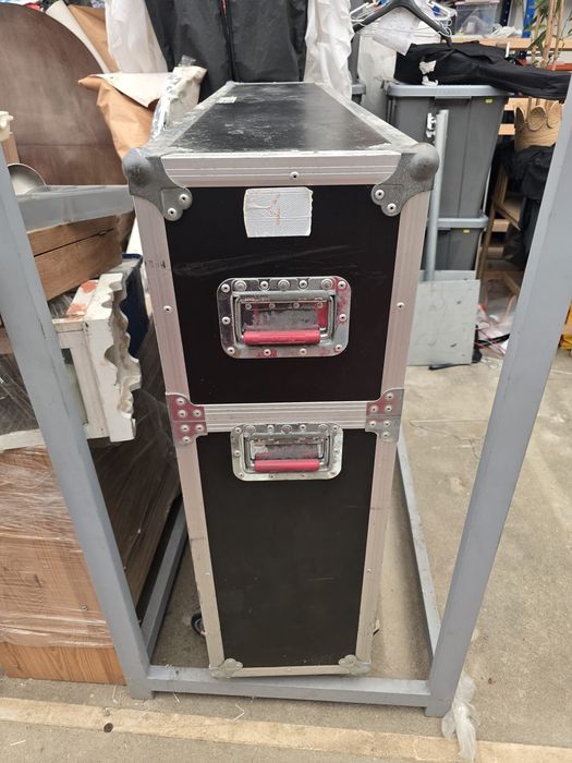 Flight Case Gator para TV até 55" – Profissional
