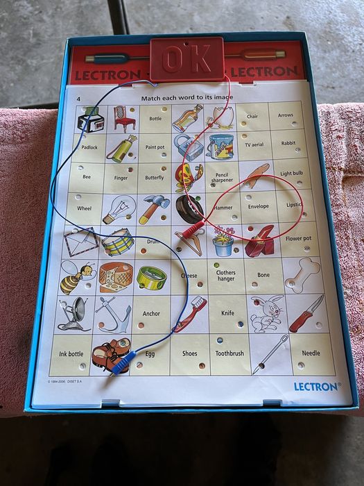 Jogo pedagógico para aprender Inglês
