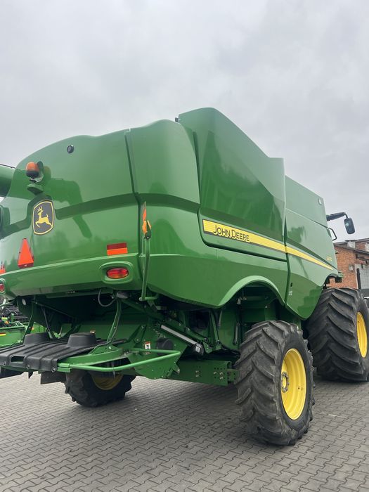 John Deere s670