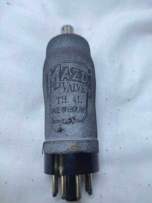Válvula rádio antigo TH41