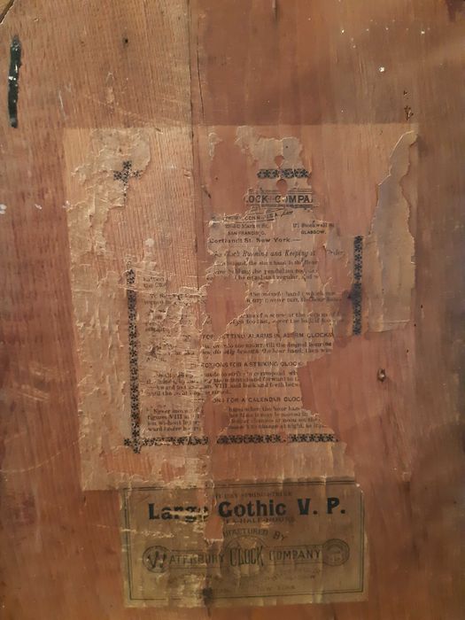 Relógio de capela Waterbury "Large Gothic"