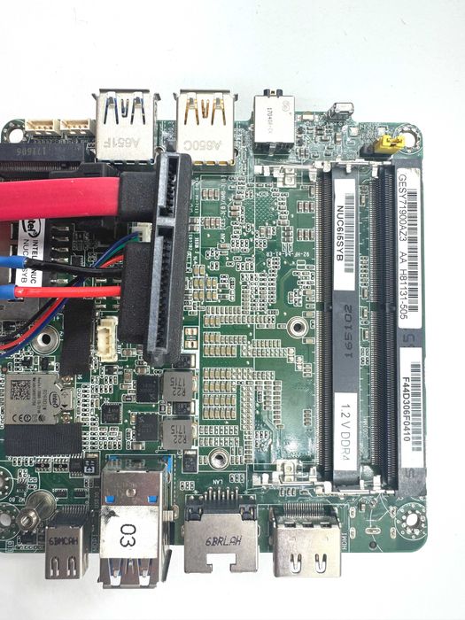 Материнка від Intel NUC i5-6260u (NUC6i5SYB)