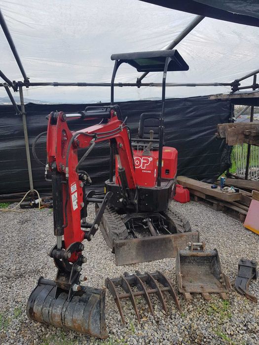 Mini Giratoria Koop 1 Tonelada