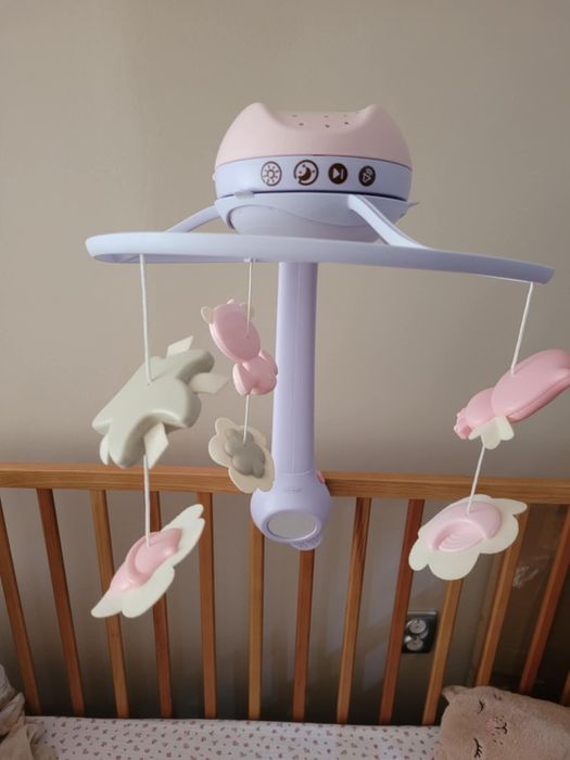 karuzela z projektorem i lampką 3w1