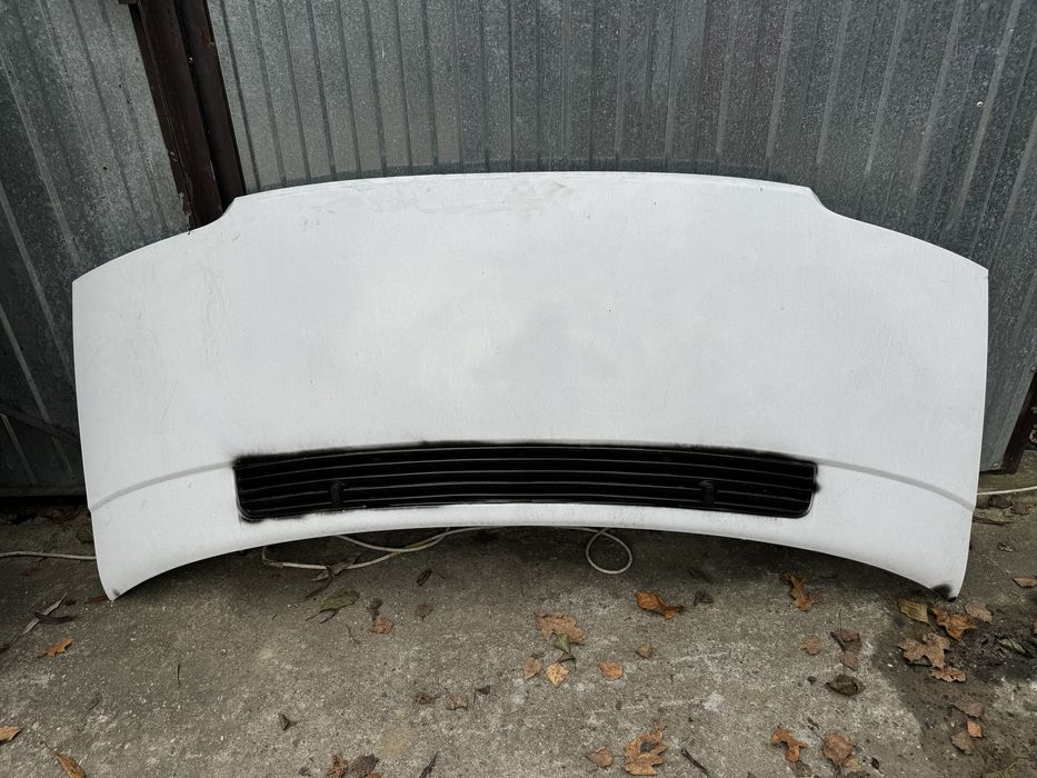 Volkswagen Transporter T4 maska kompletna bez rdzy