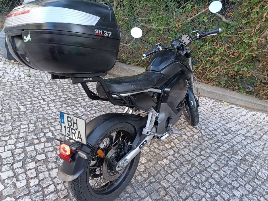 Super Soco TC Max 2024 | Único dono | 18.850 km | Baú + Extras
