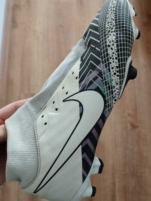 NIKE. Korki męskie