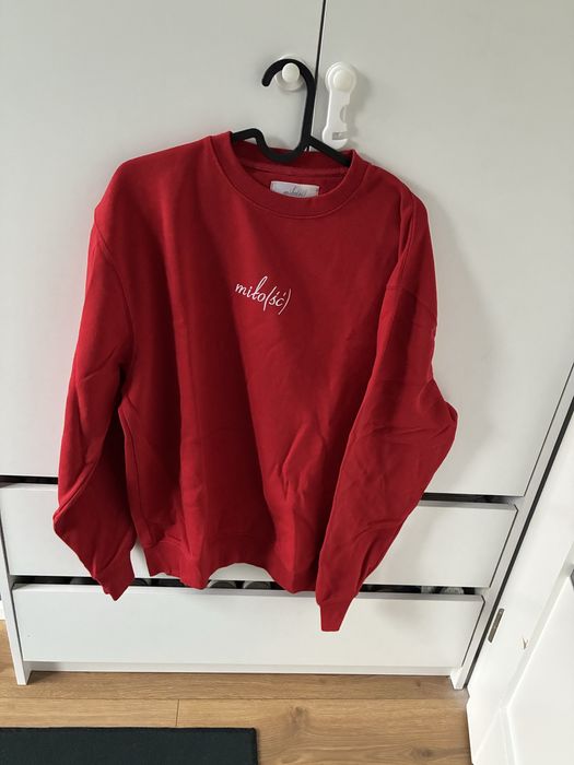 Czerwona bluza damska „miłość”