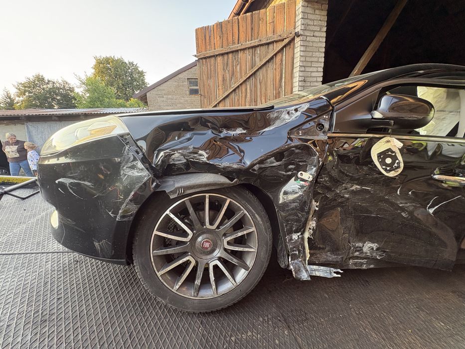 Fiat Bravo 1.6 jtd uszkodzony