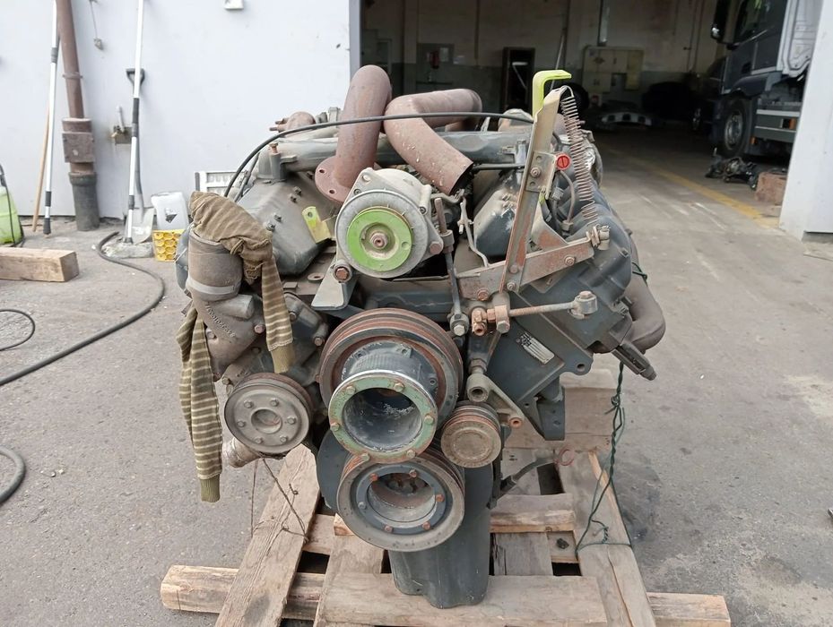 Silnik OM422A