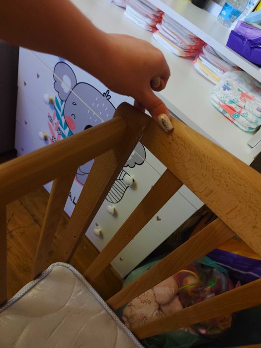 Дитяче ліжечко звичайне