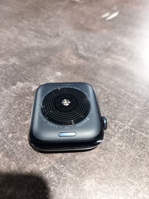 Apple Watch SE 44 mm