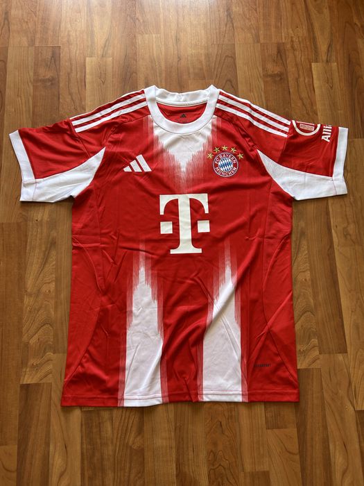 Camisola Bayern 25/26