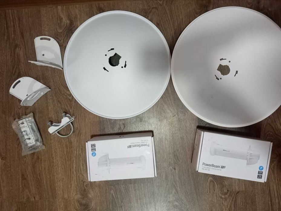 Точка доступу Wi-Fi Ubiquiti PBE-M5-400