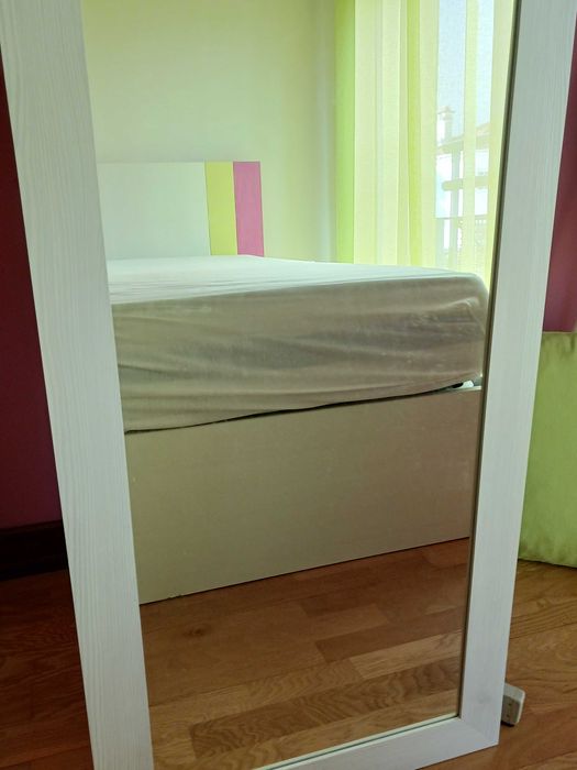 Quarto jovem completo