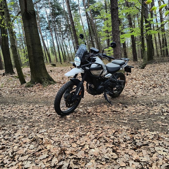 Royal Enfield Himalayan Himalayan Tubeless bezdetka | Rok 2024 | 6764km | Gwarancja do 07.2028