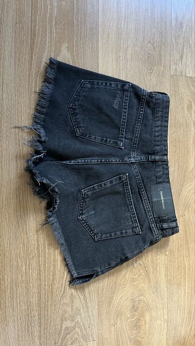 Calções pretos da Pull & Bear