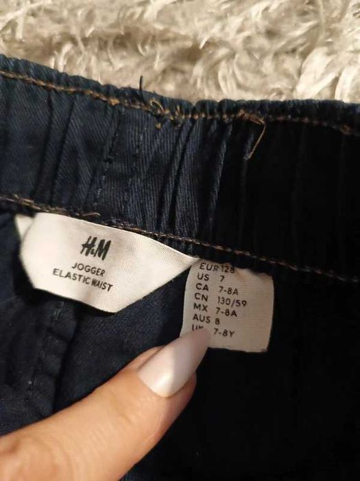 Spodnie H&M r.134