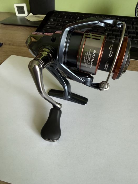 Shimano Nasci 2500HG Kolowrotek Spinningowy nowy