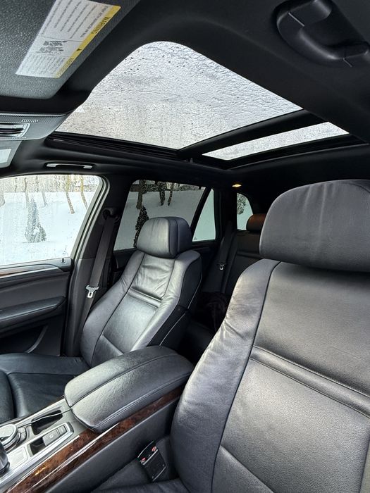 Продам  BMW x5 е70 35d