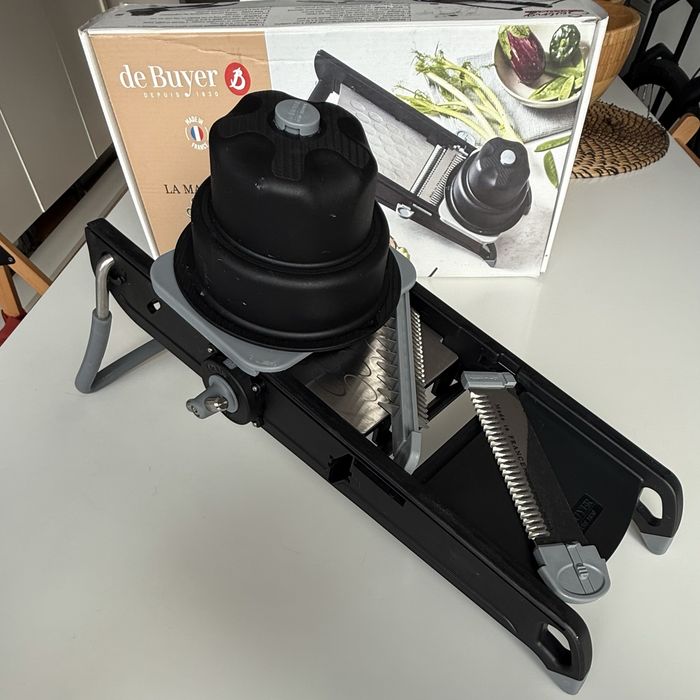 Krajalnica/ mandolina DE BUYER Swing Plus