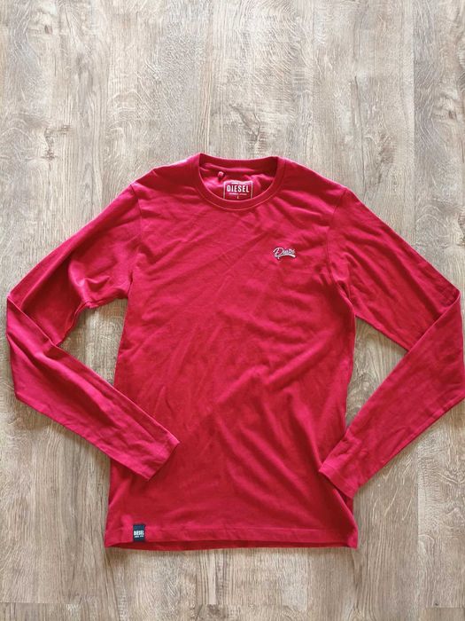 Czerwona koszulka Diesel z długim rękawem – rozmiar S