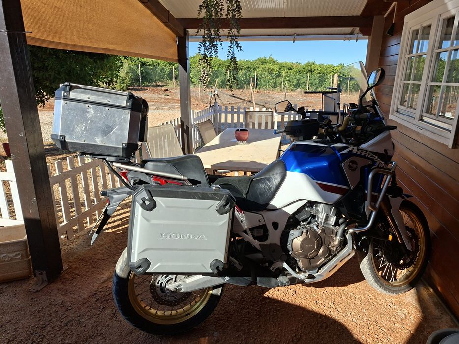 Honda Africa Twin Adventure CRF1000