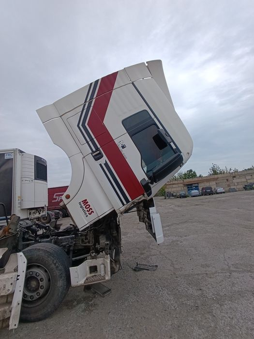 Продам среднюю кабину Ман TGX