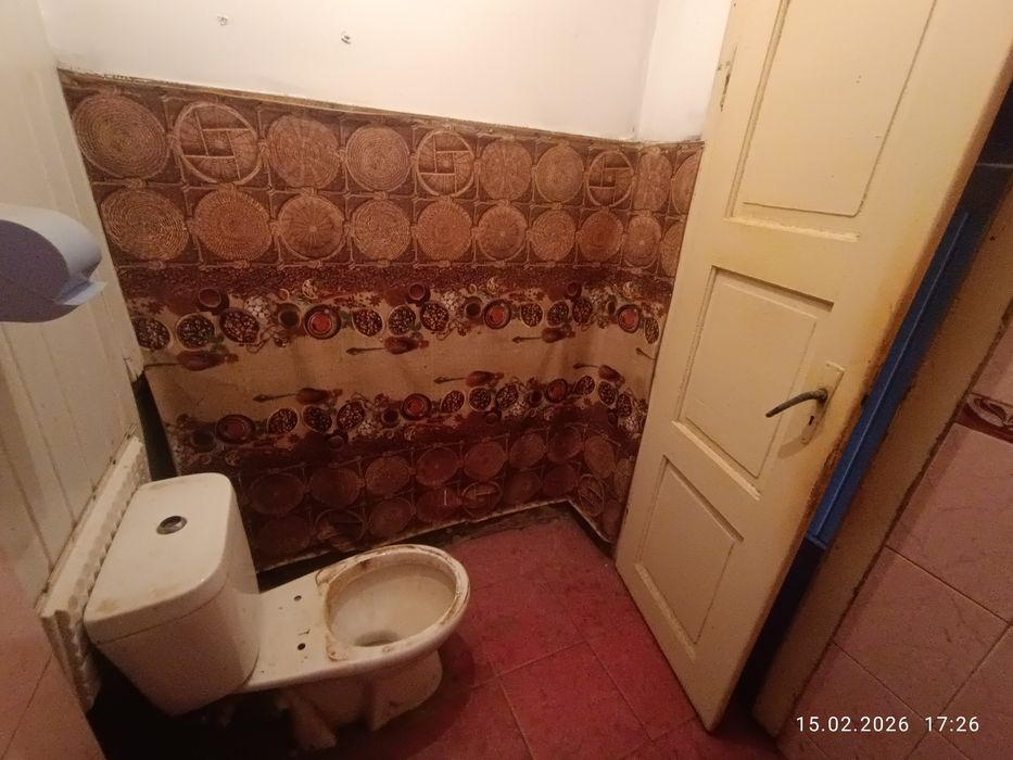 Продам ВЕЛИКУ двушку 52,1м СМТ