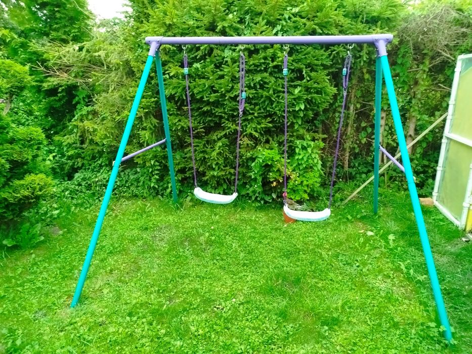 huśtawka z dwoma siedzeniami