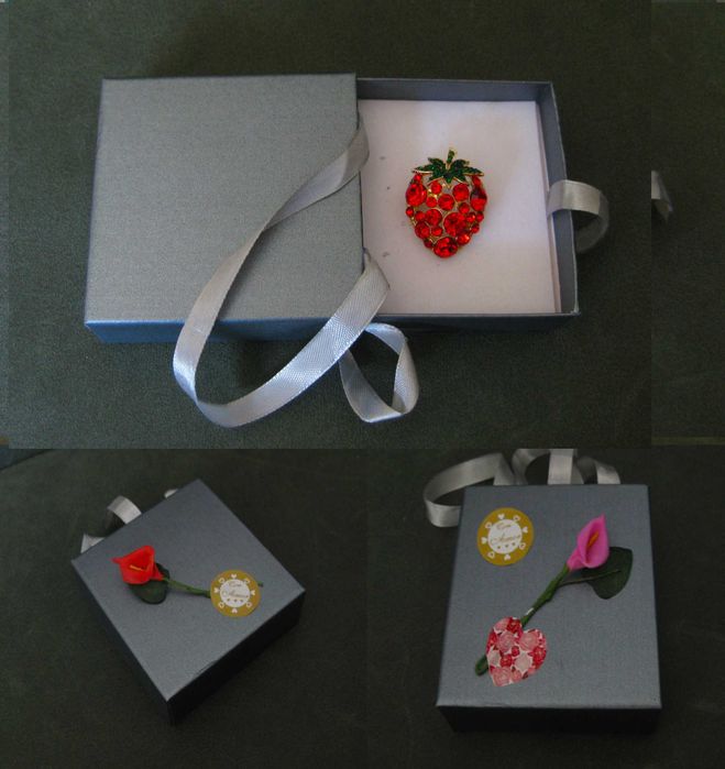 Alfinete / Broche / Pregadeira Morango NOVO