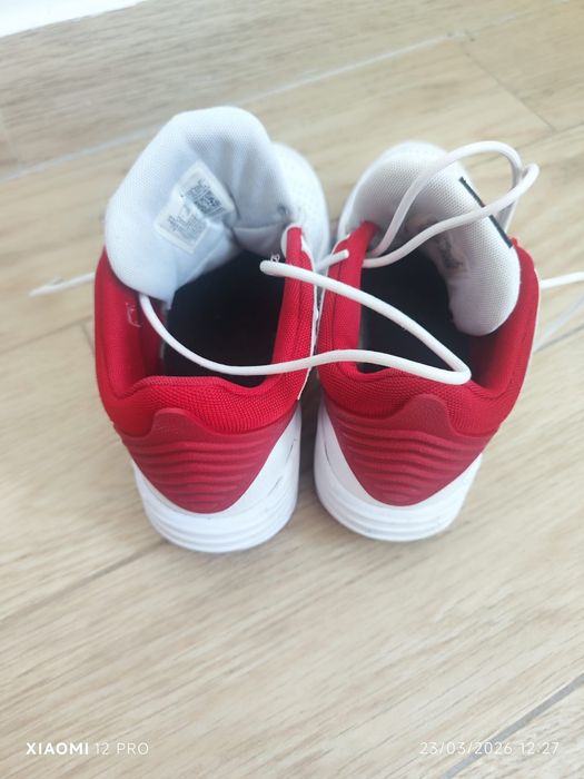 Tênis de criança da Nike ..modelo Air Jordan
