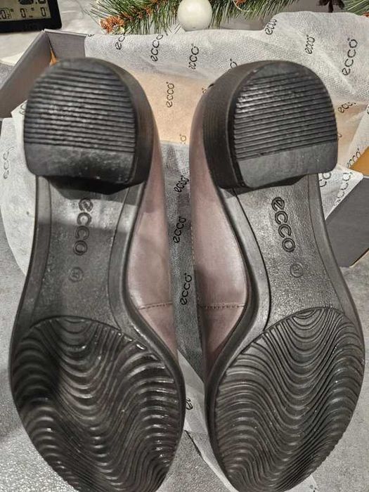 Nowe Ecco półbuty czółenka damskie skóra 37