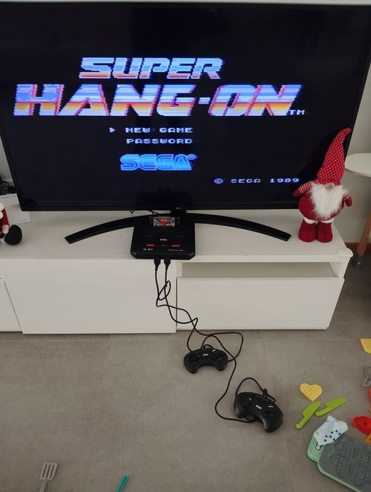 Sega Mega Drive 2 com 2 comandos e jogos mega games 1