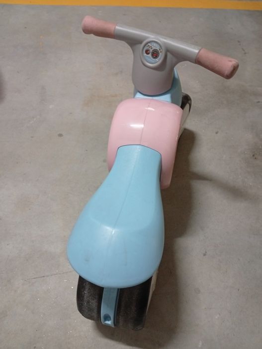 Bicicleta de equilíbrio sem pedais