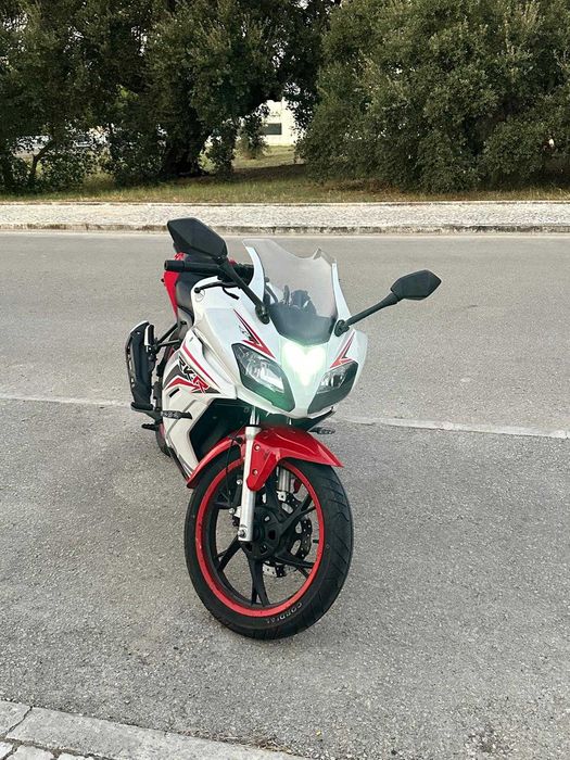 Keeway RKR 125 - 14.200 Km