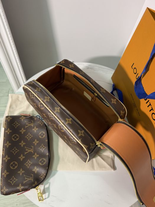 Косметичка LV dopp kit