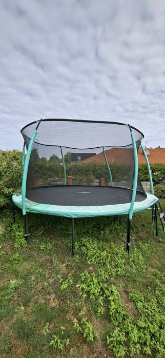 Trampolina o średnicy 4.2m