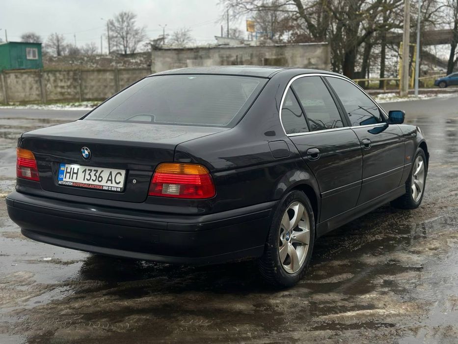 Продам рестайлинговую Е39 на М54 в отличном состоянии