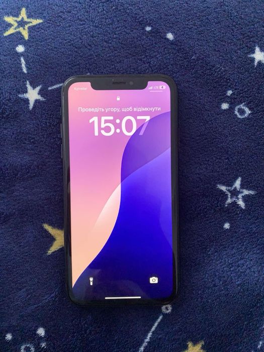 Продам айфон 10xr з руків в рукі торг присутній