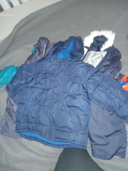 Отдам бесплатно детские вещи на мальчика