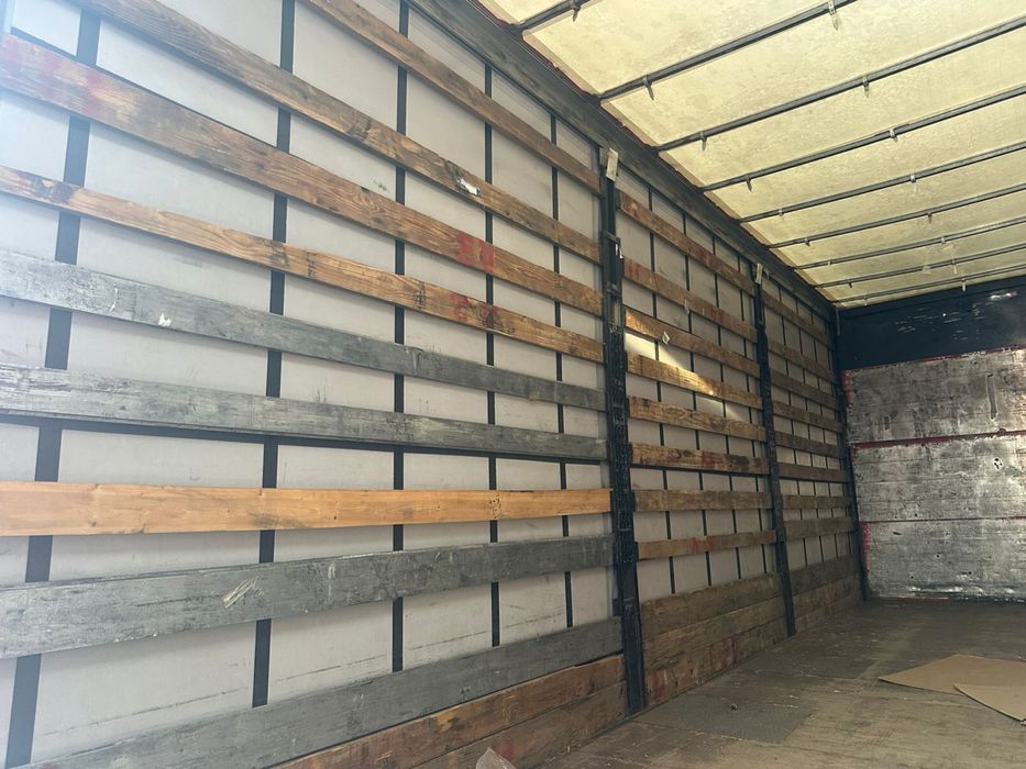 Причіп з будою в хорошоиу стані