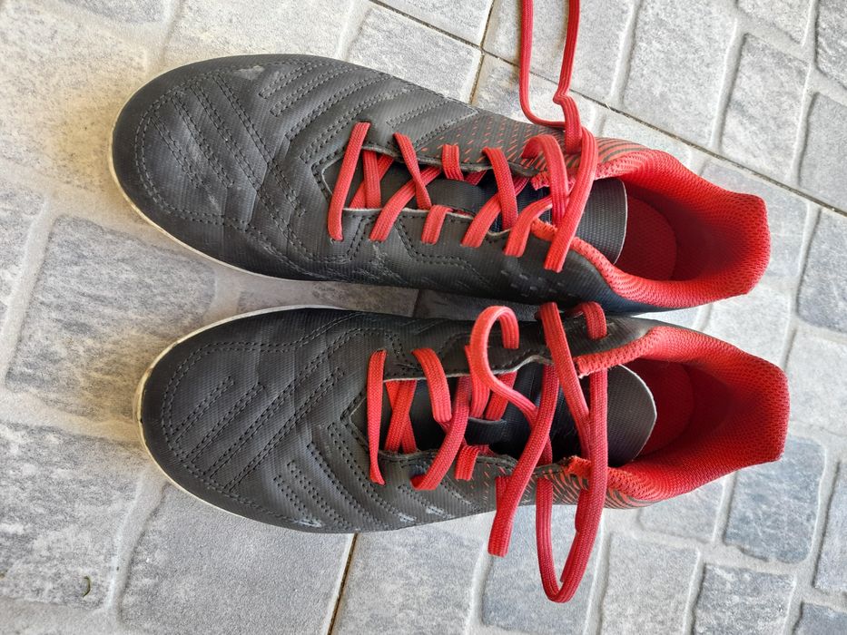 Chuteiras KIPSTA  tamanho 36