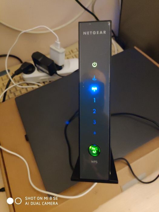 Netgear WNR2000 V4 4-Port 10/100 Wireless N Router (N300)