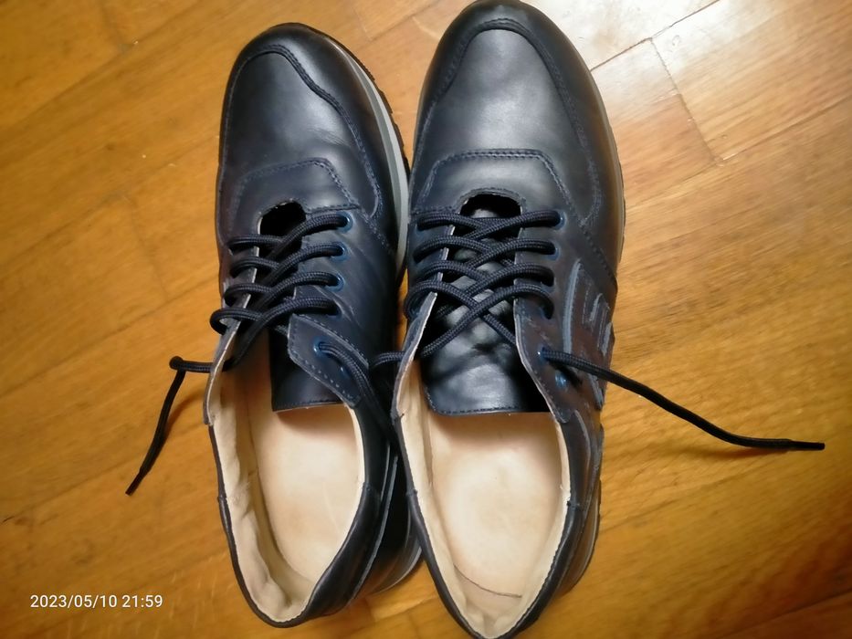 Продам ортопедичні кросівки